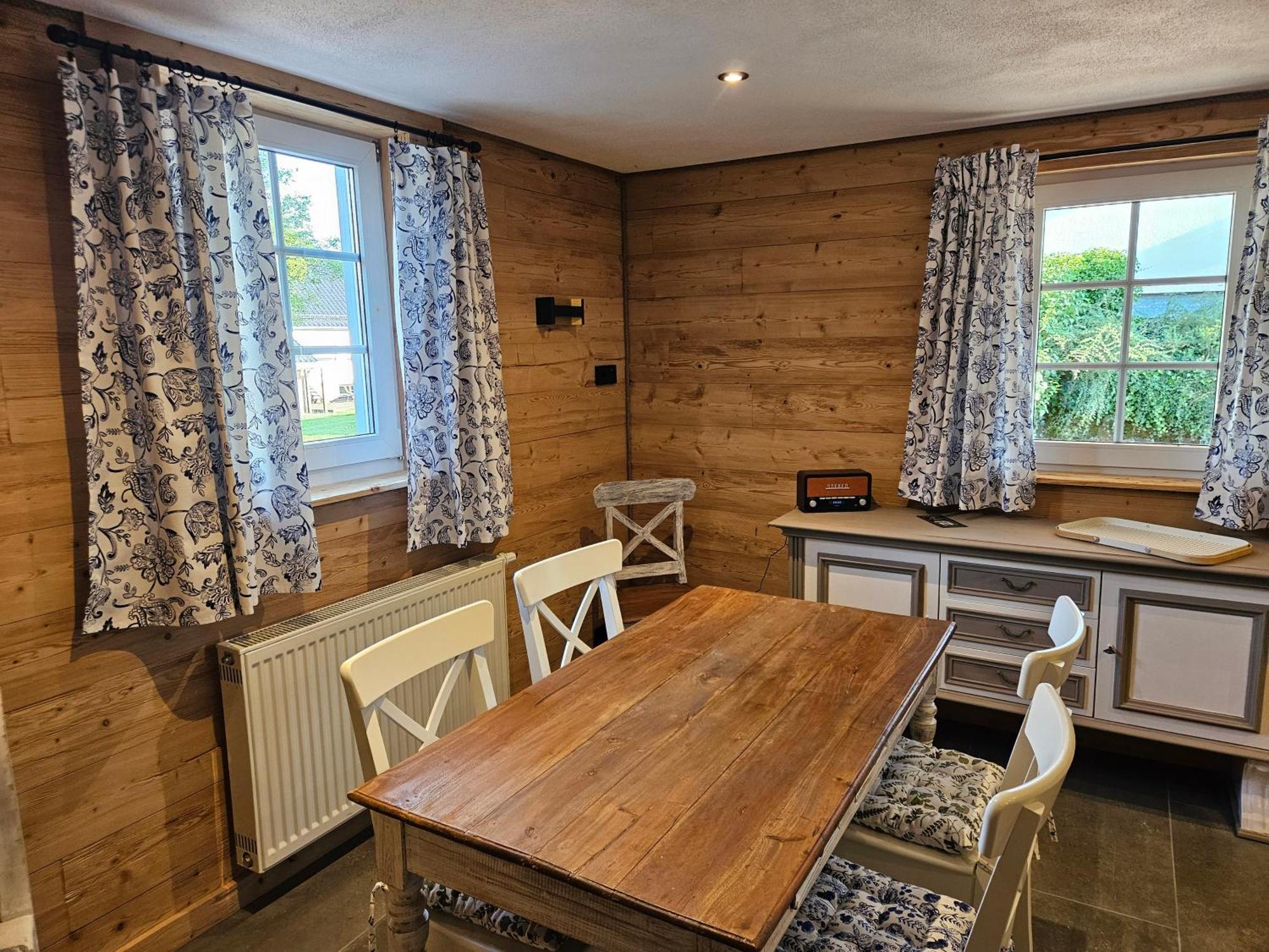 Apartment Hofis Gaestehaus