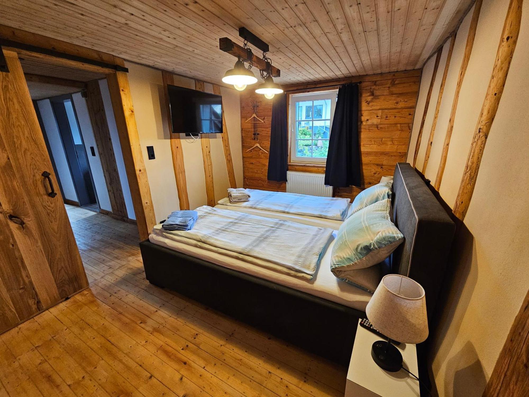 Apartment Hofis Gaestehaus
